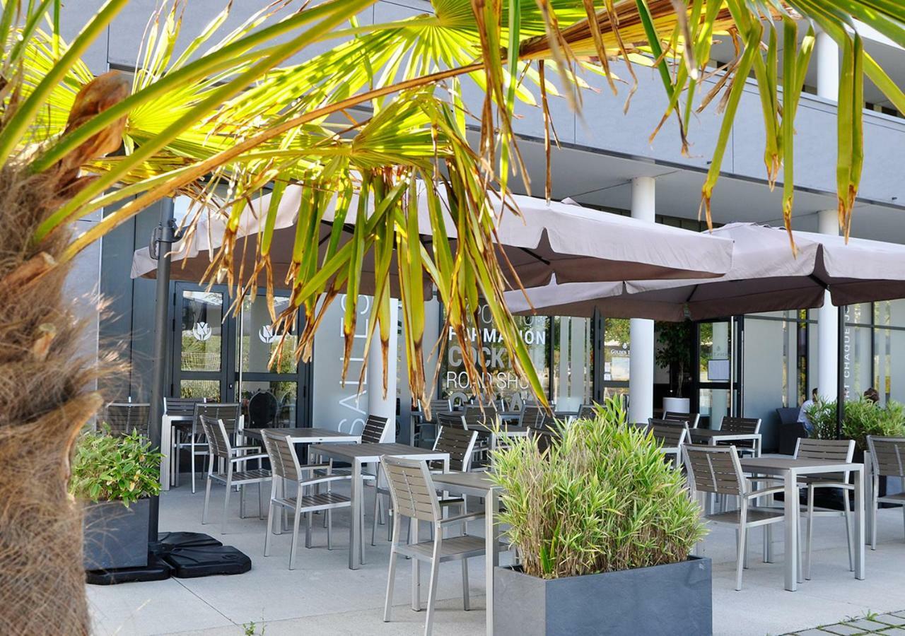 Golden Tulip Pornic Suites- Appart Hotel Exteriör bild