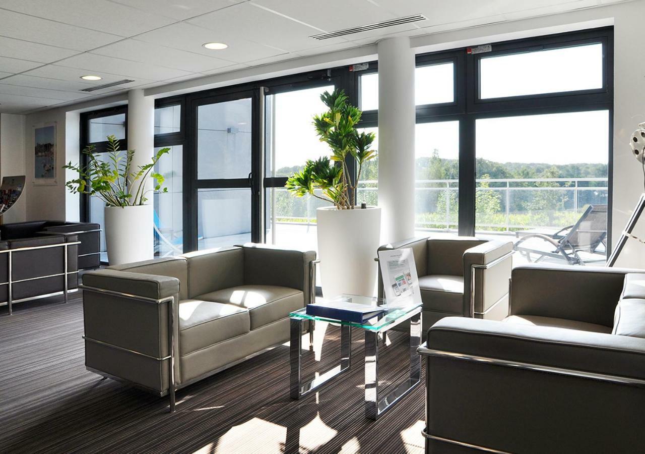 Golden Tulip Pornic Suites- Appart Hotel Exteriör bild