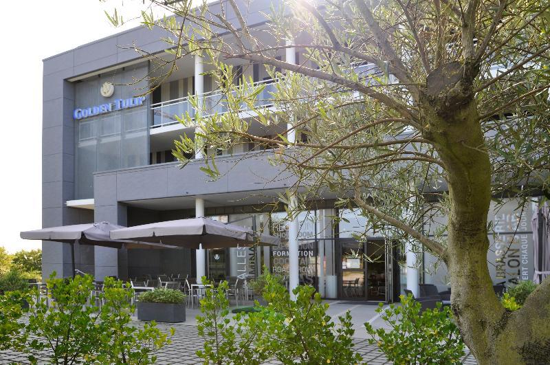 Golden Tulip Pornic Suites- Appart Hotel Exteriör bild
